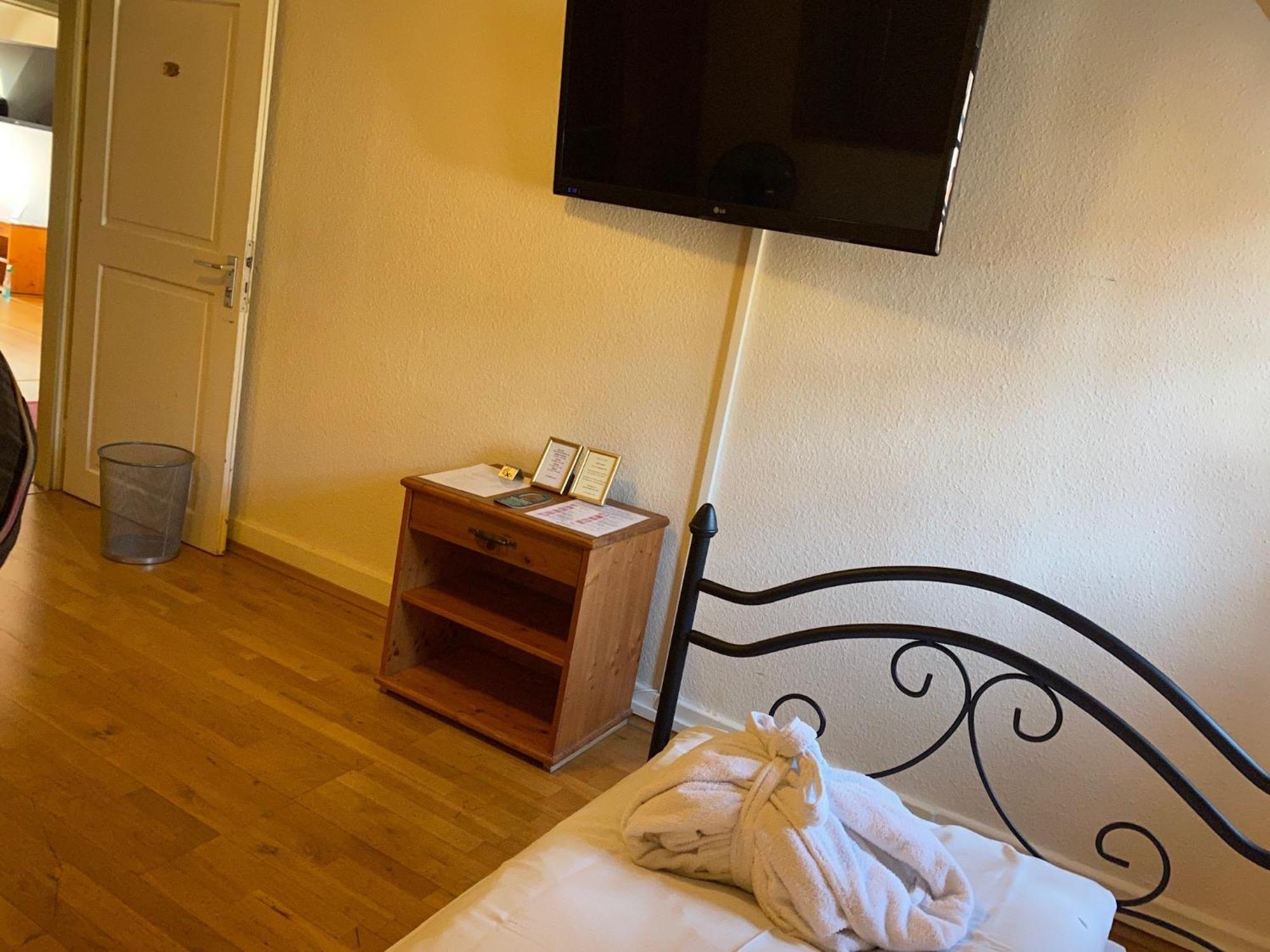 Hotel Gasthaus Schuetzen Φράιμπουργκ Δωμάτιο φωτογραφία